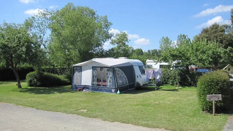 Camping Ninian - emplacement grand confort - Taupont - Brocéliande