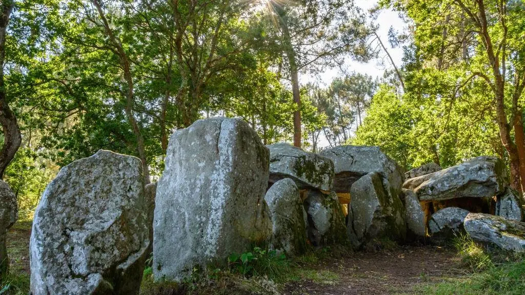 Dolmendemanecroch-ERDEVEN-MorbihanBretagneSud