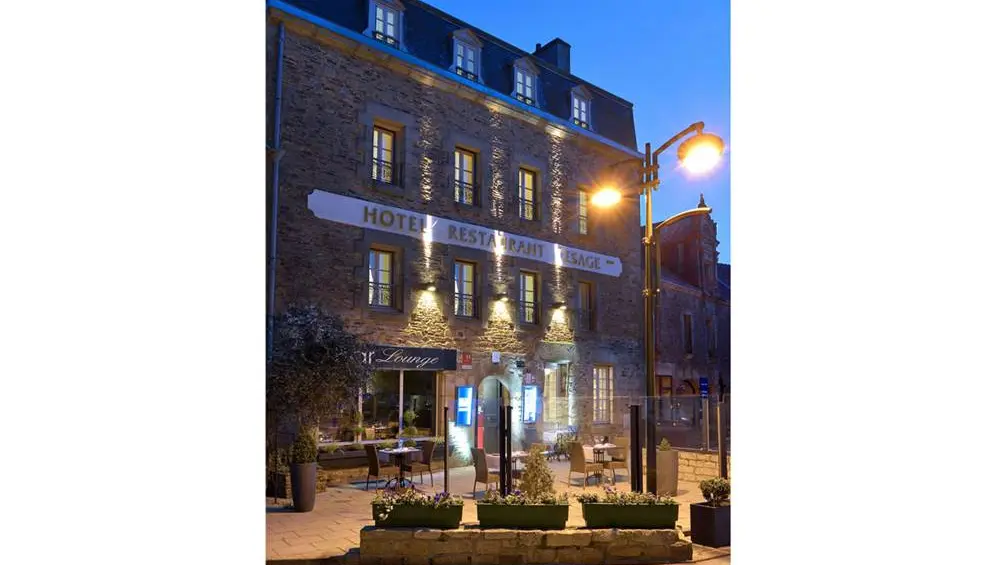 Façade-Restaurant-Lesage-Sarzeau-Presqu'île-de-Rhuys-Golfe-du-Morbihan-Bretagne sud