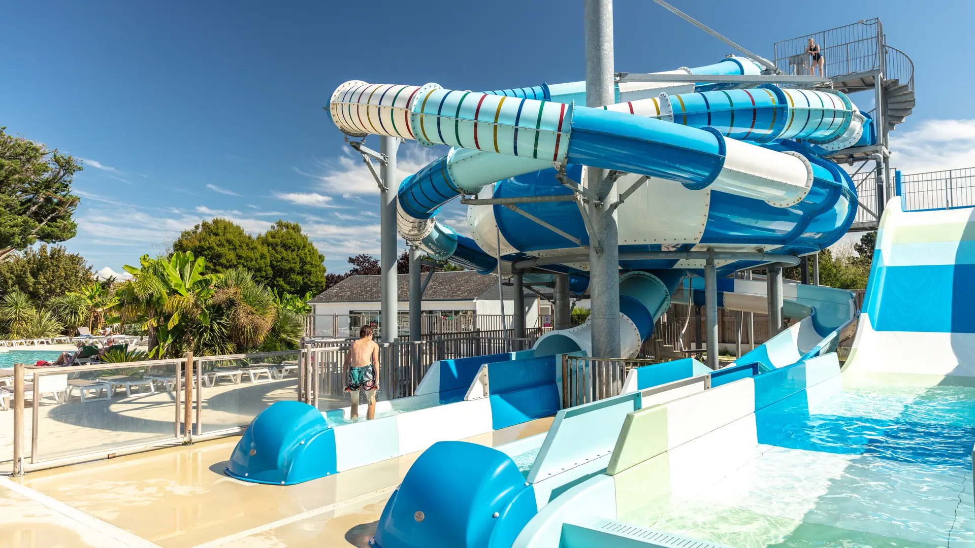 toboggan-aquatique-camping-les-menhirs-carnac