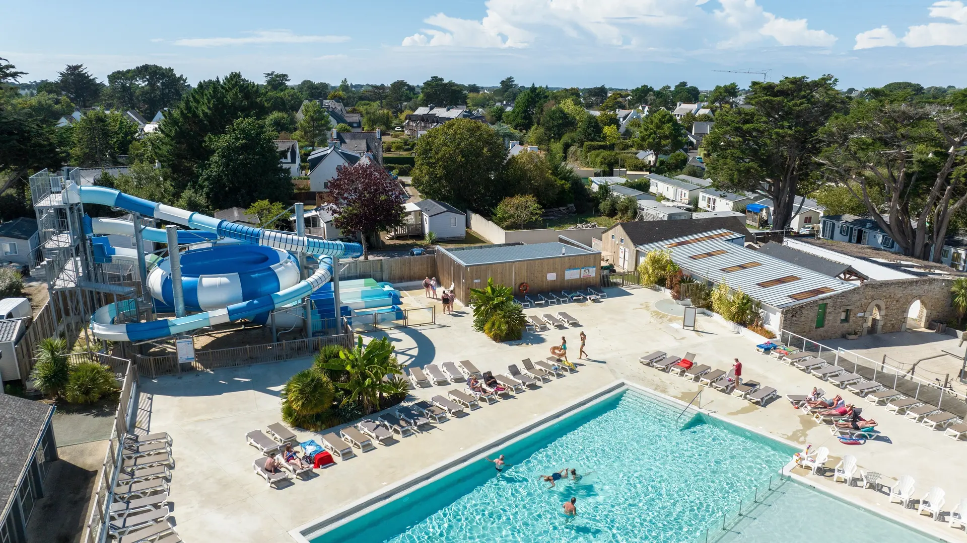 piscine-camping-les-menhirs-carnac