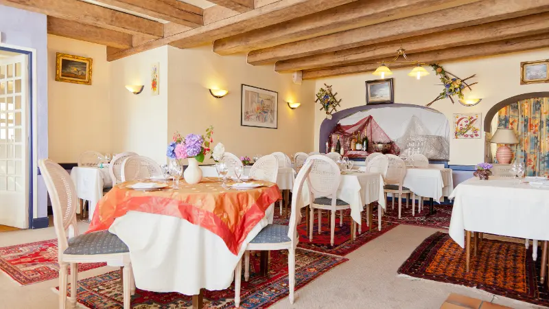 hotel-restaurant-le-relais-de-la-foret-baud-studio-yann (1)