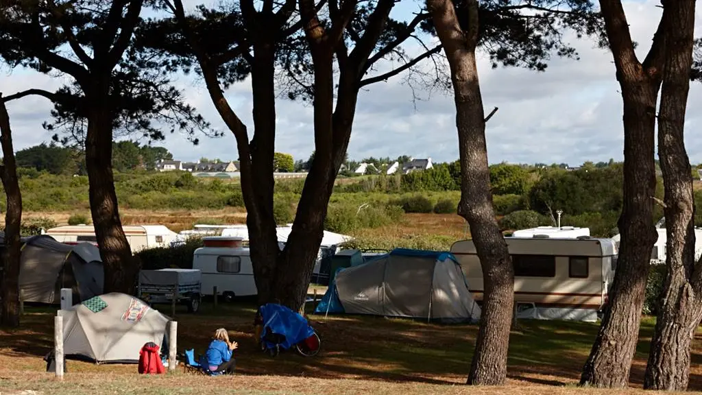 camping-Falaise-locmariaquer-morbihan-bretagne-sud