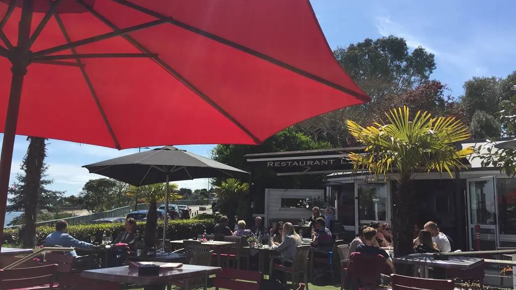 Restaurant-Arrosoir-LA-TRINITE-sur-MER-Morbihan-Bretagne-Sud