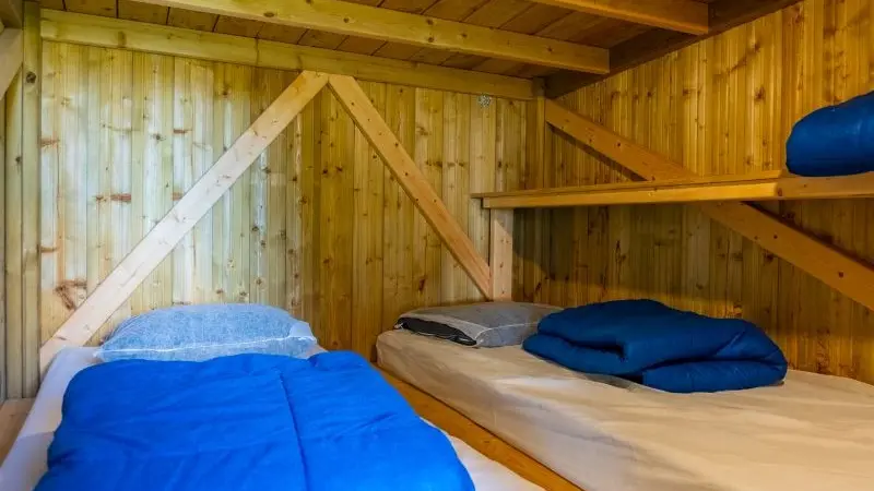 Insolite - Cabane - Camping - Lac - Duc - Taupont - Destination - Brocéliande