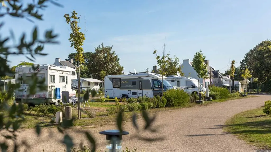 grands emplacements pour grands camping-car