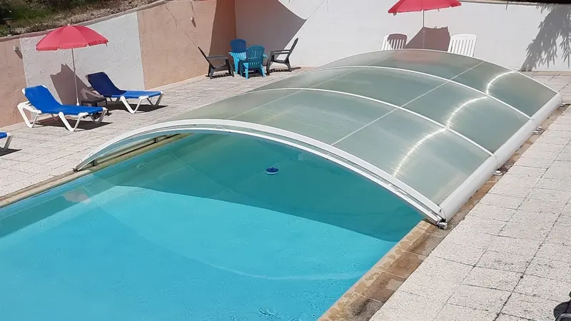 meuble-plumelin-domaine-legendes-dame-lac (1)