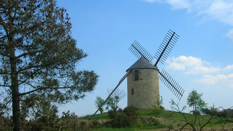 moulin-à-vent-butte-des-5-moulins