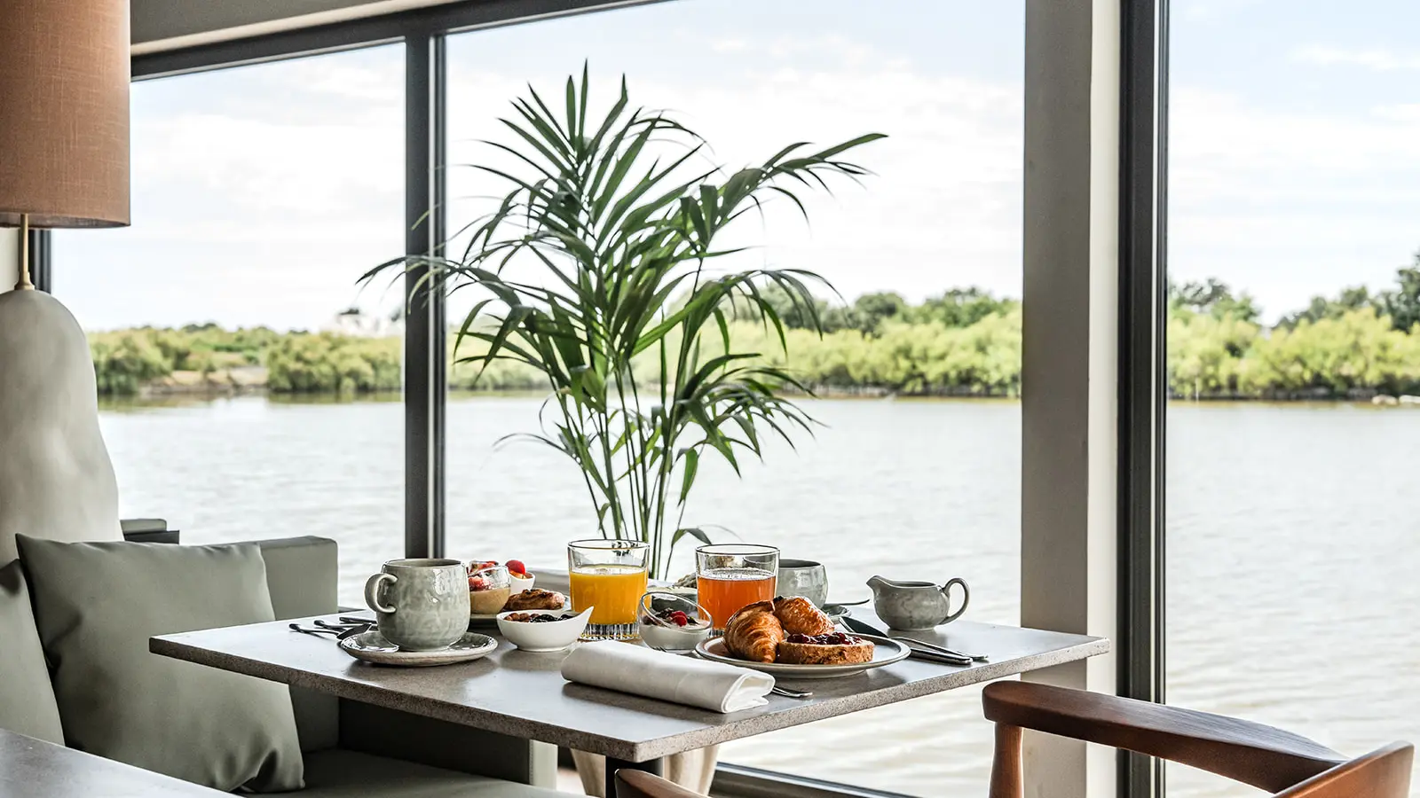petit-dejeuner-hotel-les-salines-thalazur-carnac