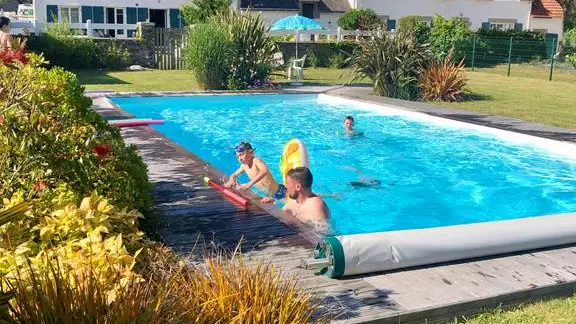 piscine commune des Logis de Kerdrien