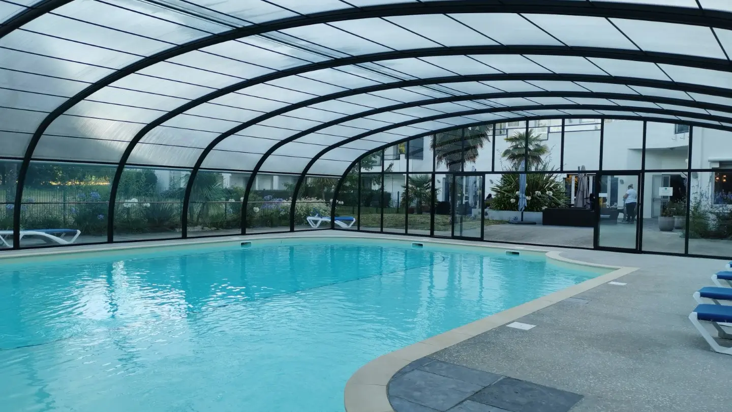 piscine interieur