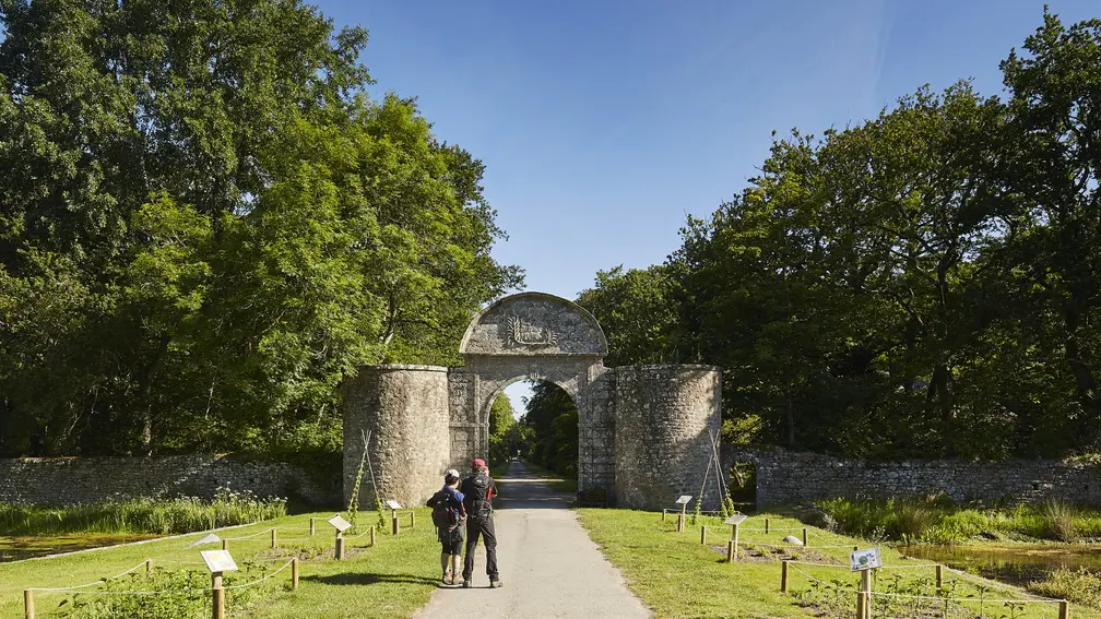 porche-parc-chateau-keraveon-erdeven_1008x672