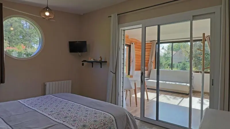 Les Cabanes des Loups