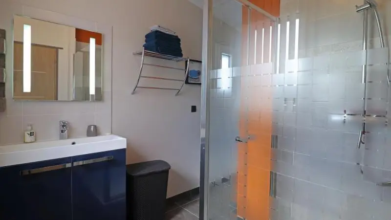 Les Cabanes des Loups