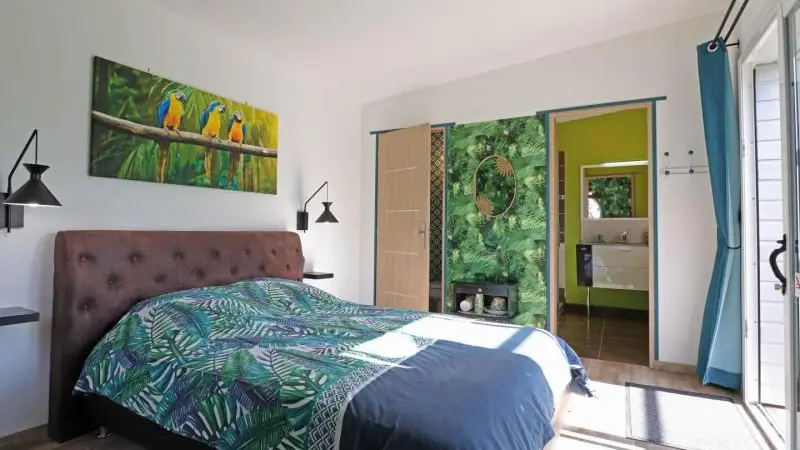 Les Cabanes des Loups