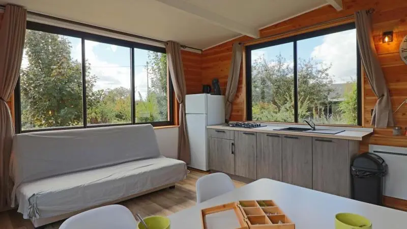 Les Cabanes des Loups