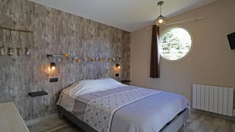 Les Cabanes des Loups