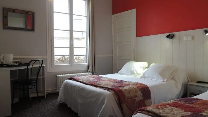 Hotel-Restaurant-Le-Hussard-Alencon