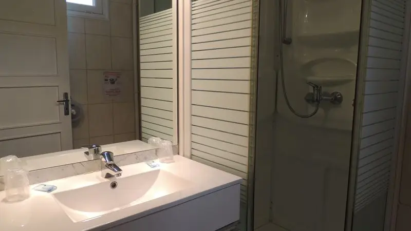 Hotel-Restaurant-Le-Hussard-Alencon