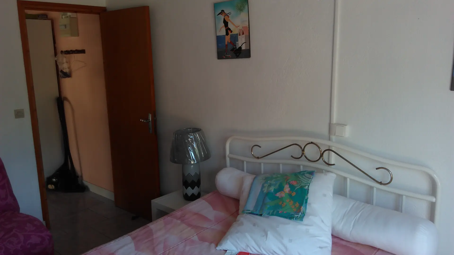 5-4 MONTA 12 -rdch- chambre du bas