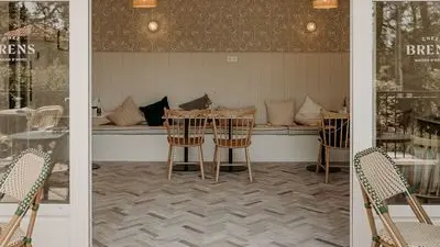 Terrasse et intérieur