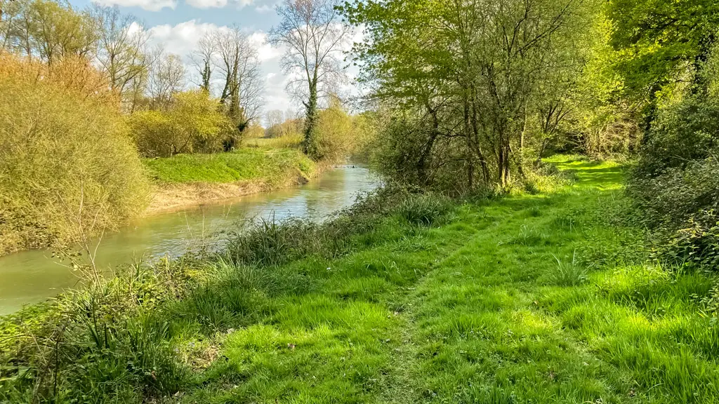 Sentier et Adour Onard