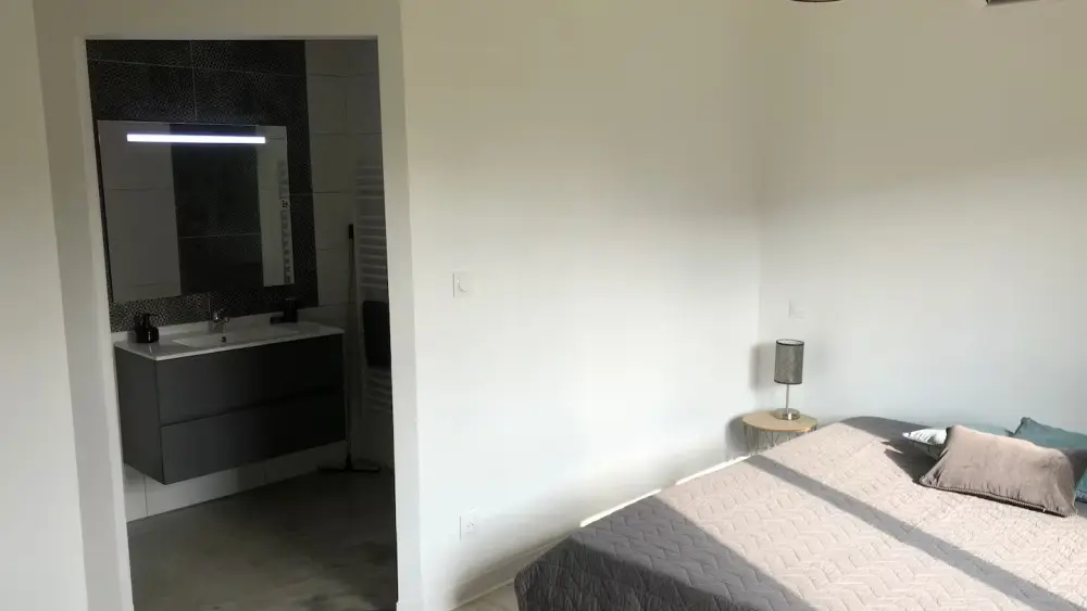 0b143c4f-934f-46b1-ac92-e2a7b6661a39