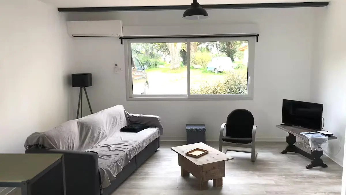 17292956-b155-439c-9fc4-f0ae77f1c5b5