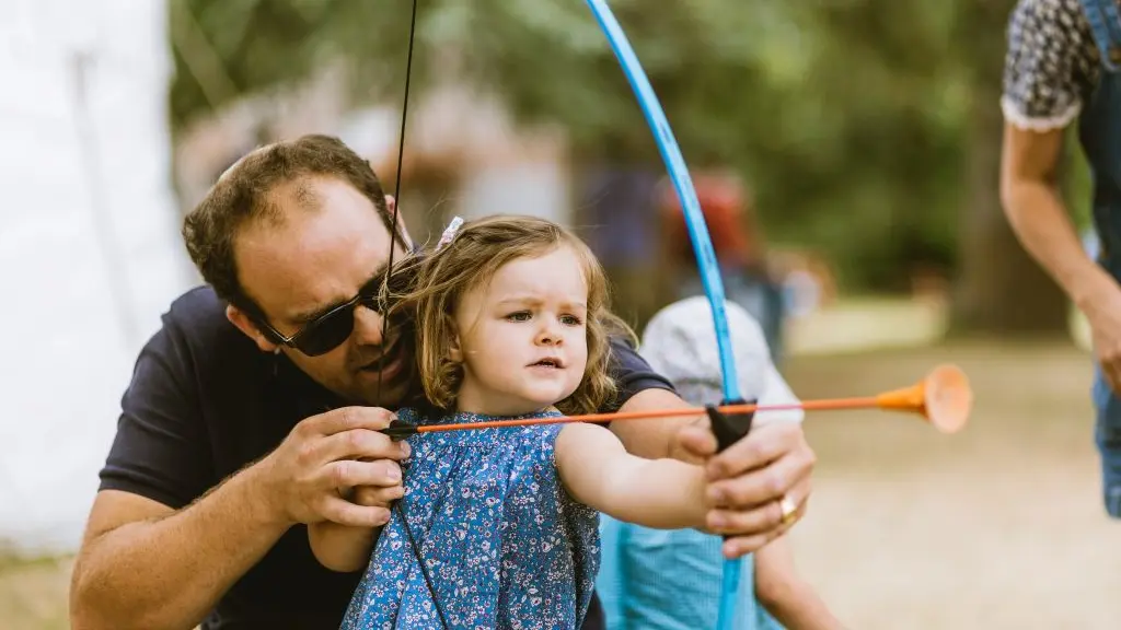 2 Chateau Bergerac jeux enfants bois chevaliers tir à l'arc