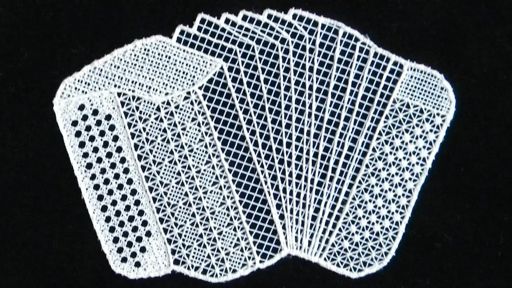 Atelier du Poinct de Tulle – dentelle à l'aiguille_10