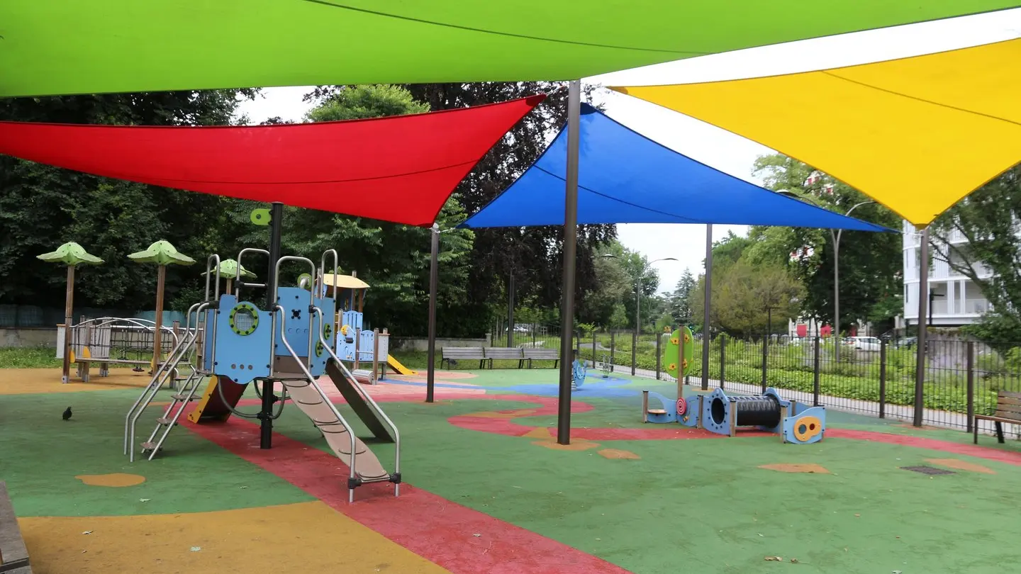 Aire de jeux Cours Lyautey 01 - Pau Pyrénées Tourisme