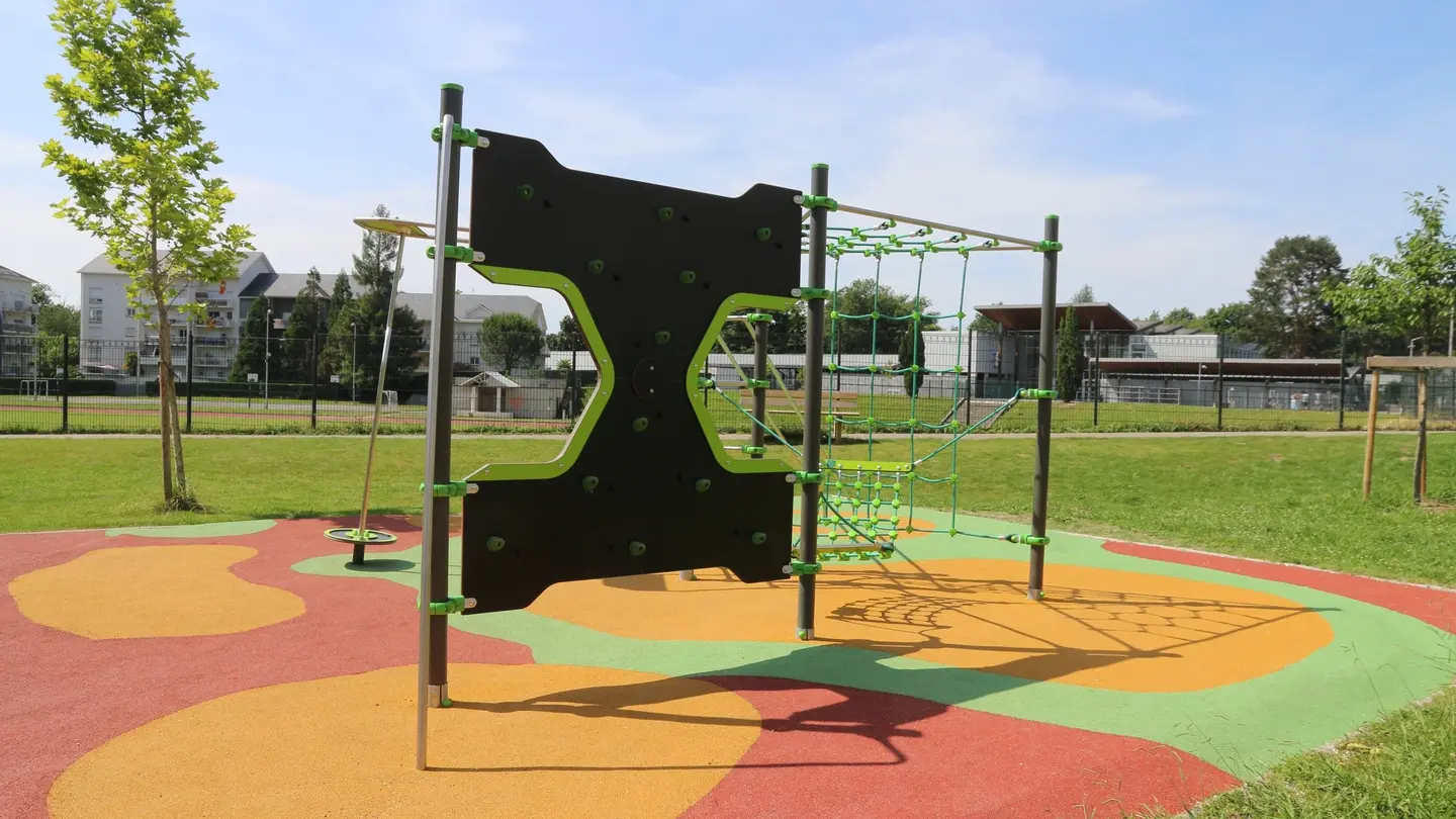 Aire de jeux du Stade d'Este 03 - Pau Pyrénées Tourisme