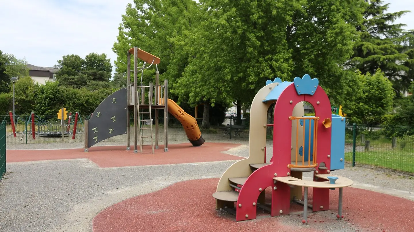 Aire de jeux rue Berlioz - Pau Pyrénées Tourisme