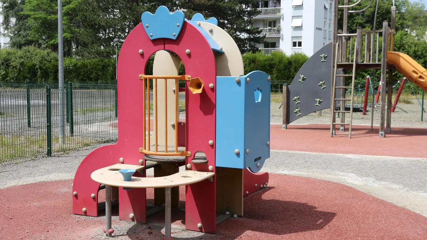 Aire de jeux rue Berlioz 07 - Pau Pyrénées Tourisme