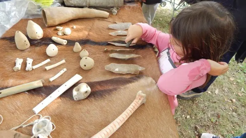 Atelier-musique-prehistorique_12