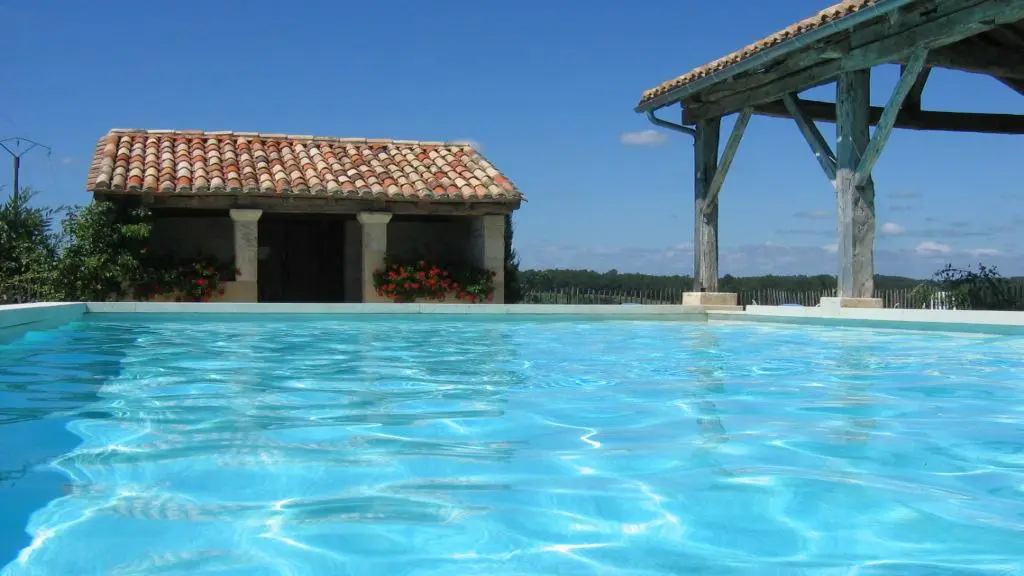 Piscine - Location vacance famille - La Métairie - Domaine de la Mouthe Périgord