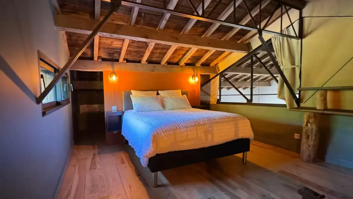 Barns côté grange chambbre haute