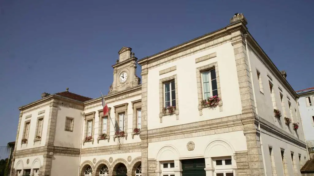 Mairie - Bastide de Montfort-en-Chalosse