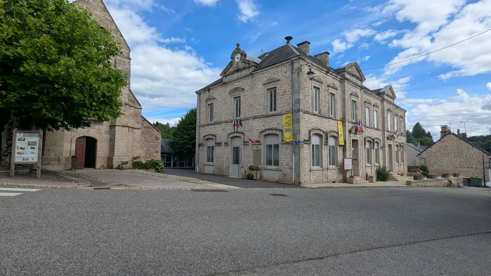Bugeat bourg ©M Clavaud (2)
