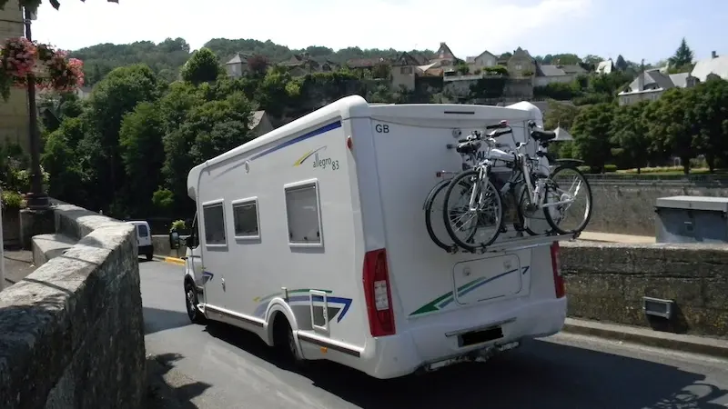 Camping-car Montignac©ALR BD