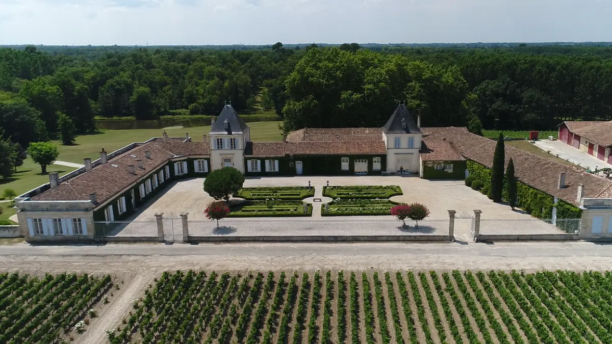 Château Paveil de Luze
