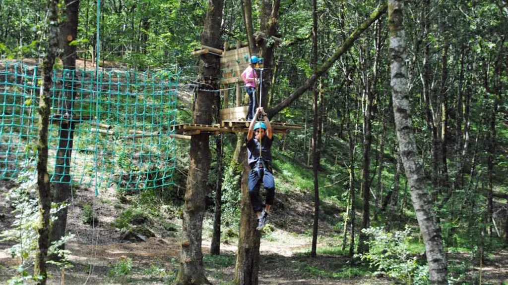 Parc acrobatique dans les arbres Diège Aventures_1