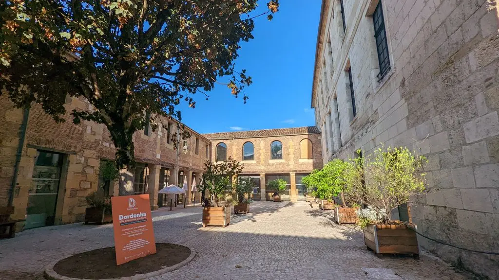 Dordonha CENTRE PATRIMONIAL ET CULTUREL Bergerac