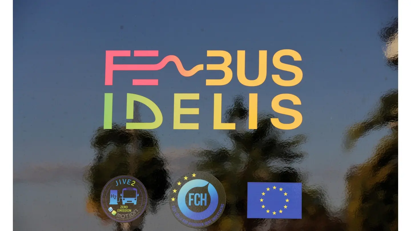 Fébus Idelis véhicule