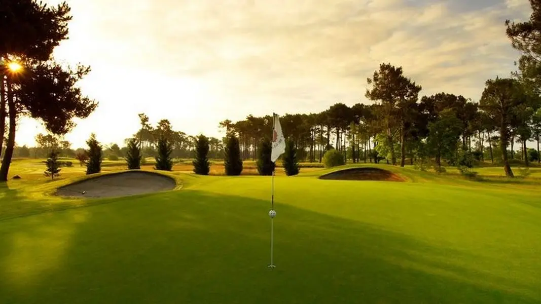 exterieur et parcours de golf