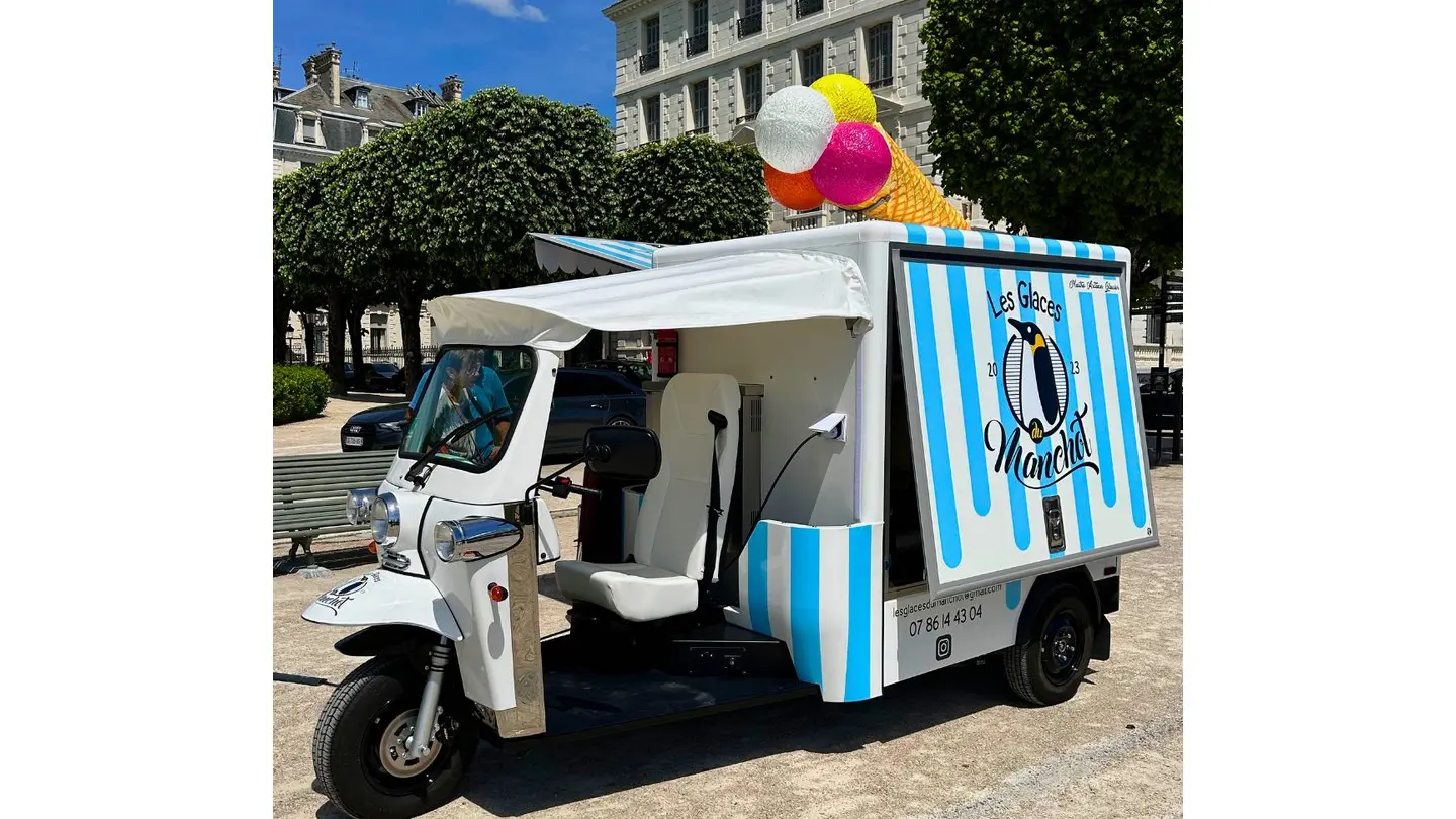 Glaces du Manchot - tuktuk