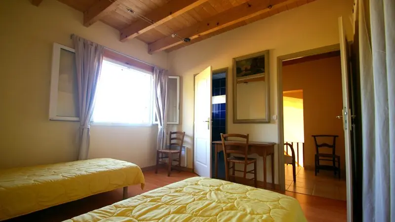 HLOAQU047FS001W3_THEZAC_chambre2