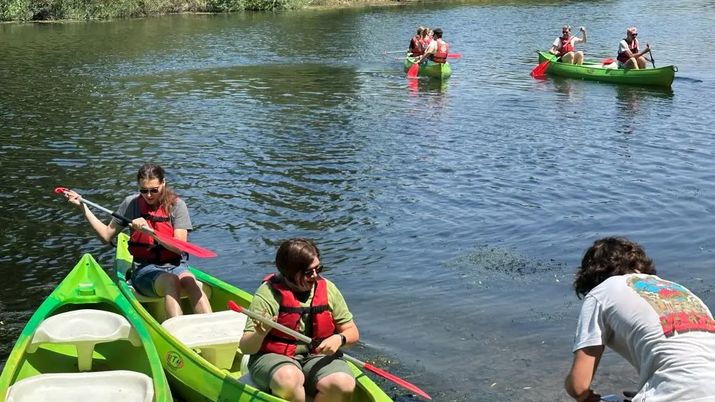 Roxane Cyrano Bergerac - bord Dordogne - paddle détente été rivière balade