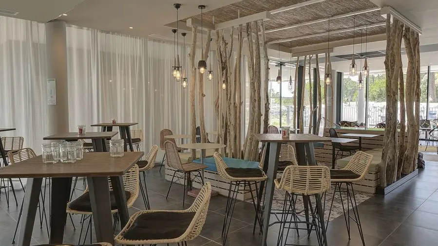 Salle petit-déjeuner