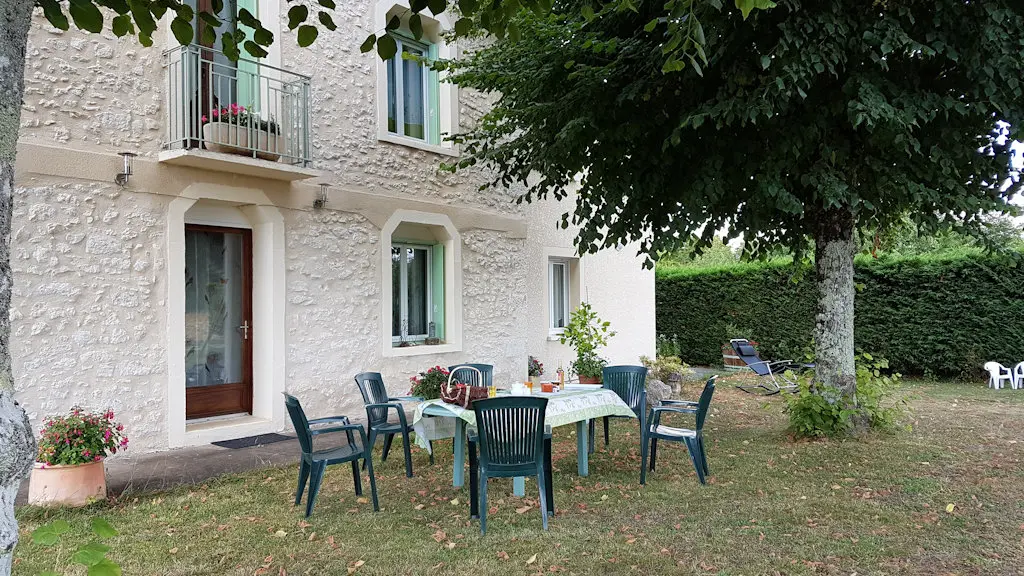 Chambre d'hotes Vidalie ext1